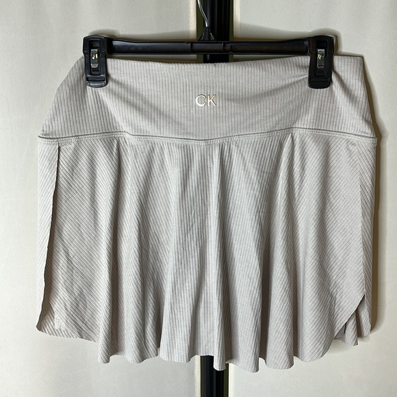 Calvin Klein Performance Skort Size XL - Picture 6 of 8